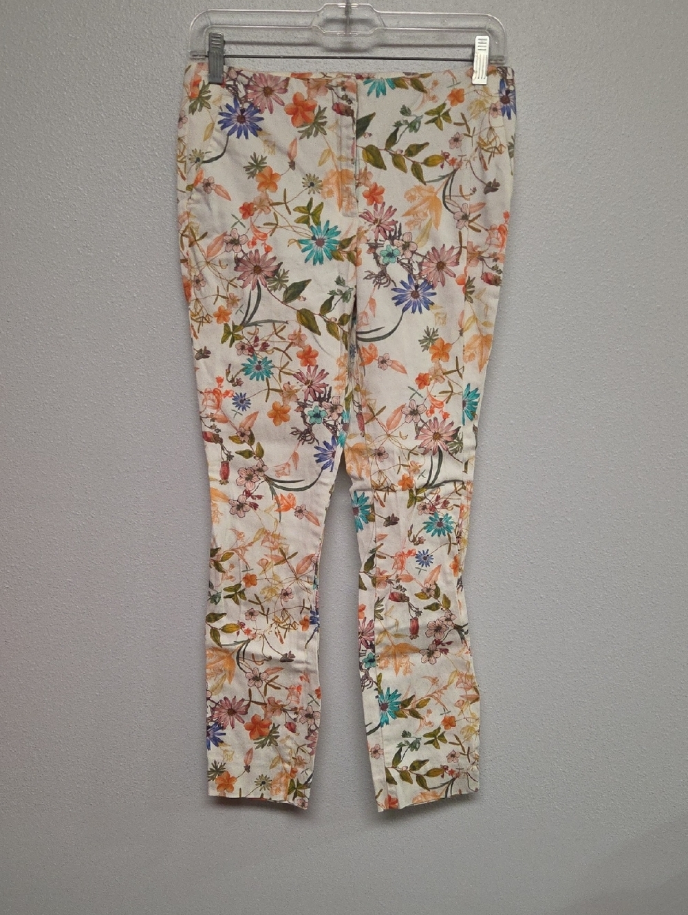 Zara Basic White Pants with Multicolor Floral Trim